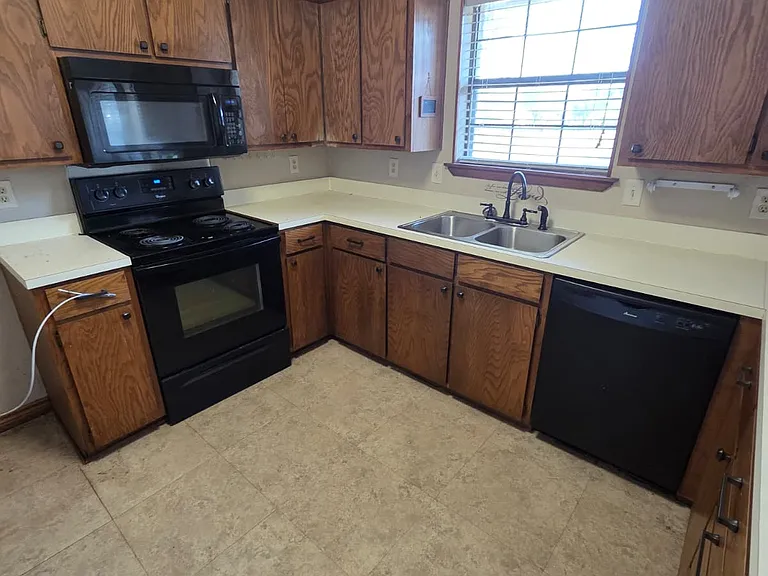 1500 N Grant Dr #1500A — Photo 22