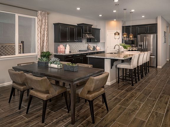 Isabella Dining Kitchen