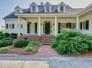 110 Pine Ridge Dr, Wallace, NC 28466