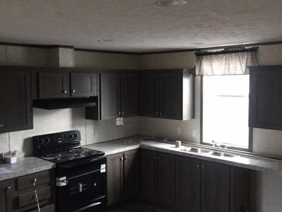 3rd image of 236 Orchard Ln