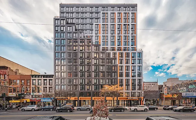Rented by REAL New York | media 17