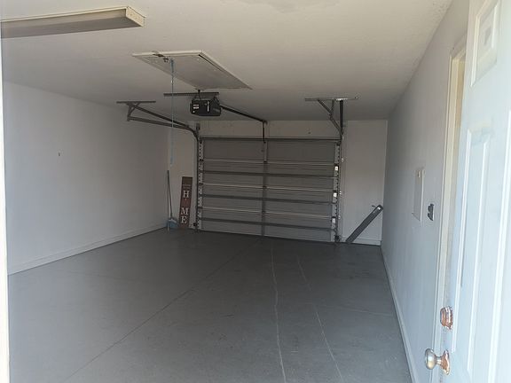 2nd image of 404 Elsmore Dr