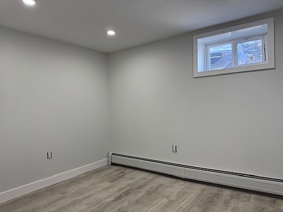 5th image of 200 E Madison Ave #3