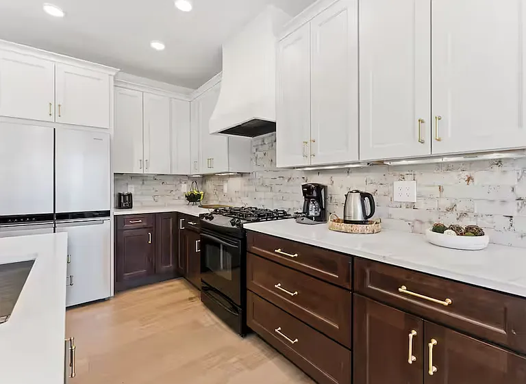 19 Oak Ln — Photo 8