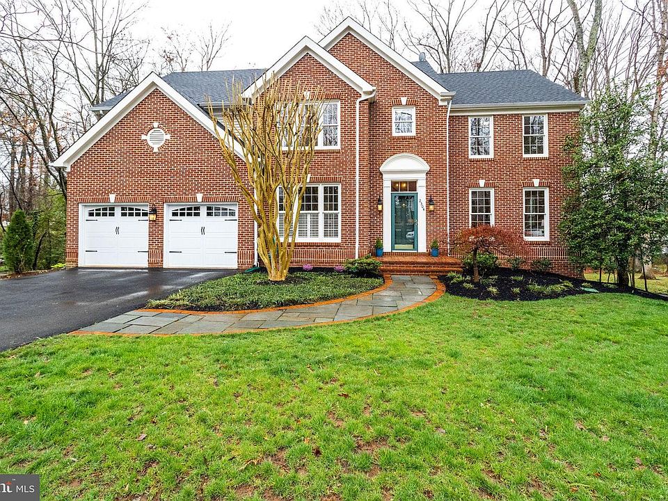 1st image of 2304 Trott Ave
