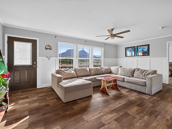 3rd image of 180 Shafer Ln