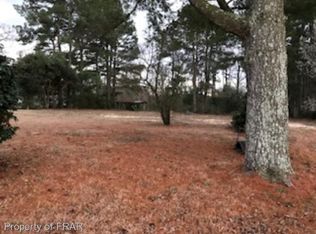 208 Westbrook Rd, Clinton, NC 28328