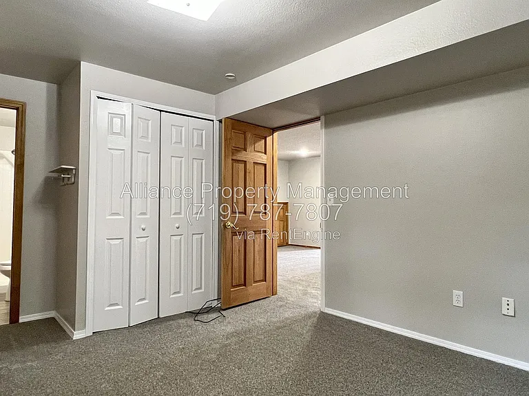 6318 Galway Dr — Photo 47