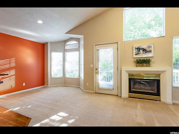 3rd image of 2692 S Angelita Ct