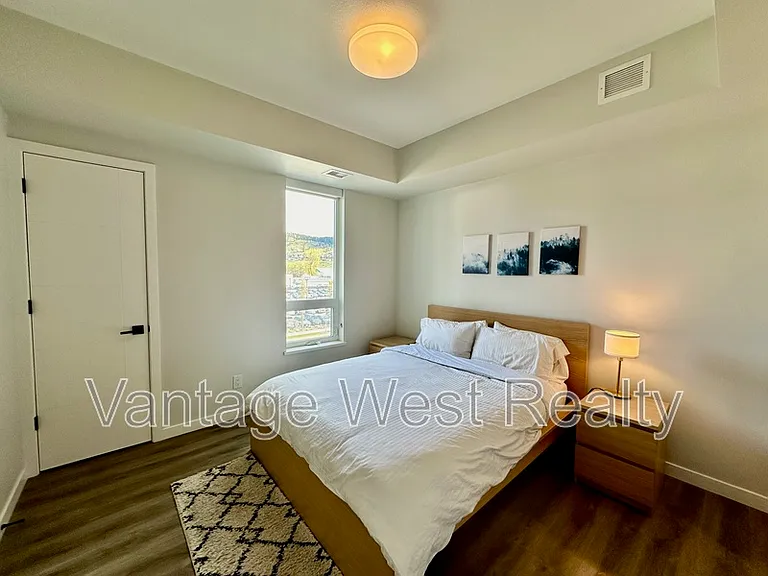 1215 Saint Paul St #304 — Photo 11