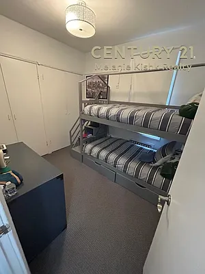 Sold by Century 21 Melanie Kishk Realty | media 14