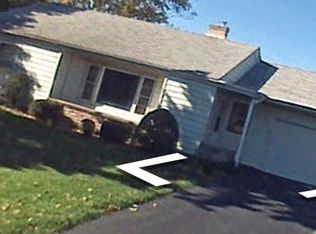 900 2nd St, Harvard, IL 60033