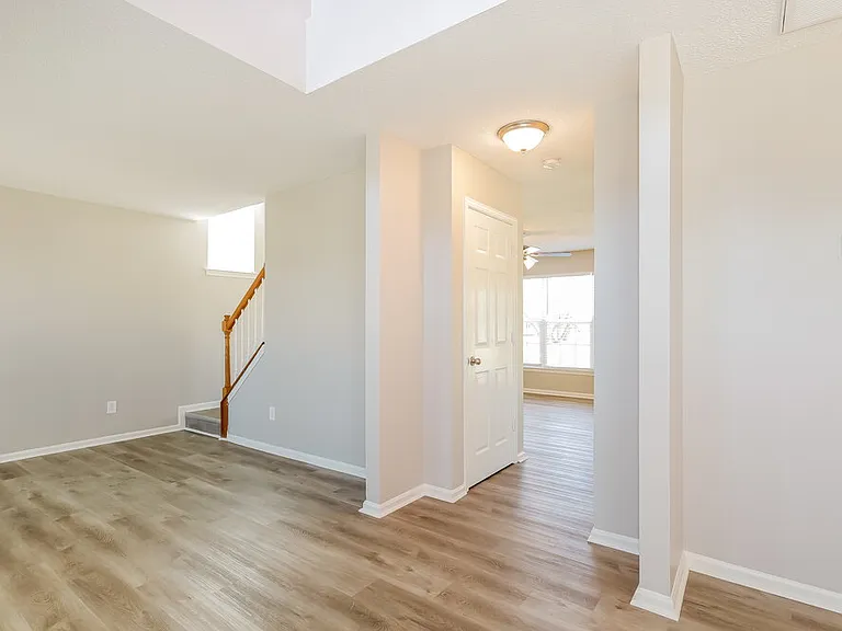 2909 Dairywood Ln — Photo 4
