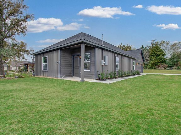 4th image of 211 19th St