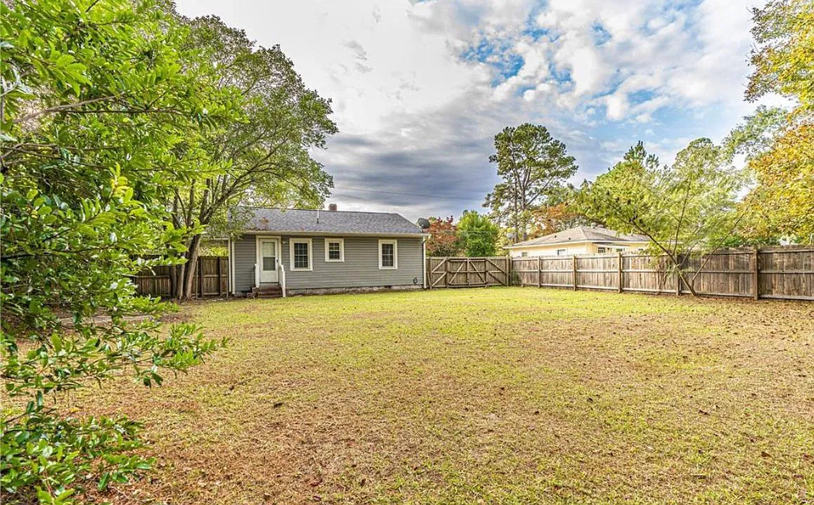 5408 Palm Cir — Photo 3