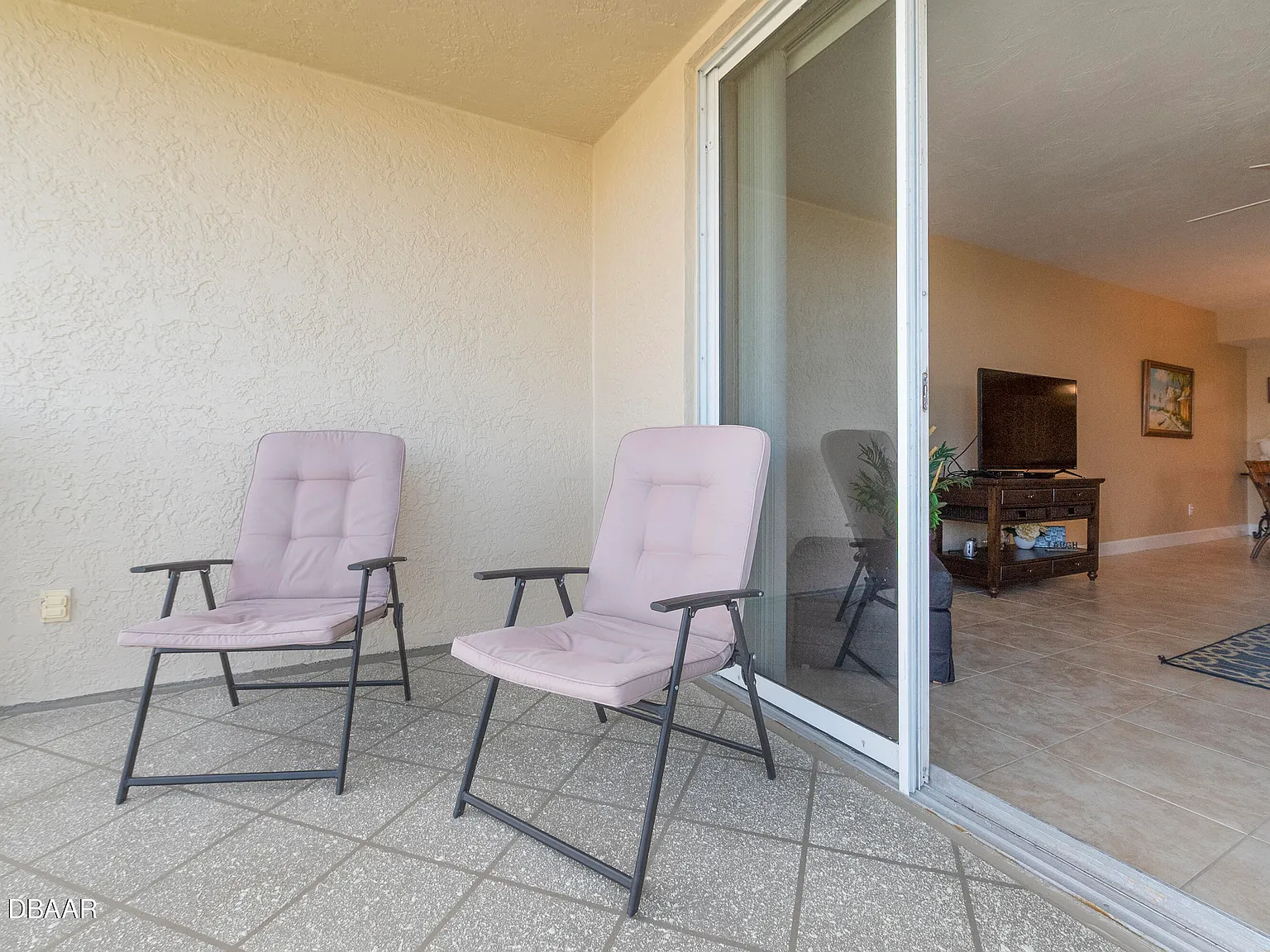 2 bed, 2.0 bath, 1500 sqft, $2,700 — Photo 4