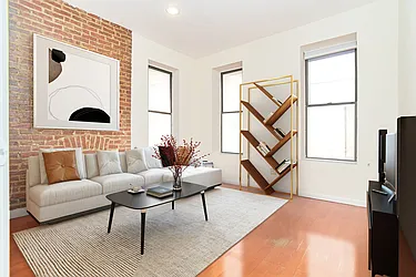 Rented by Living New York