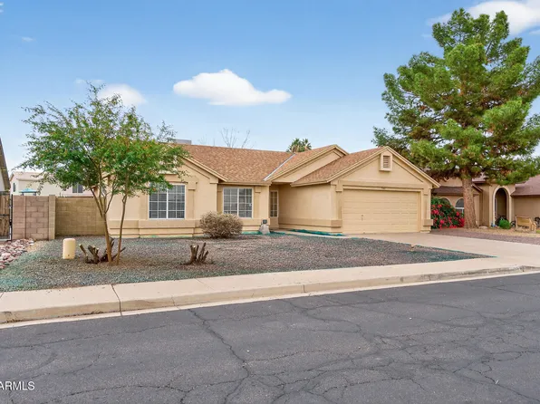 907 N FALCON Drive, Gilbert, AZ 85234