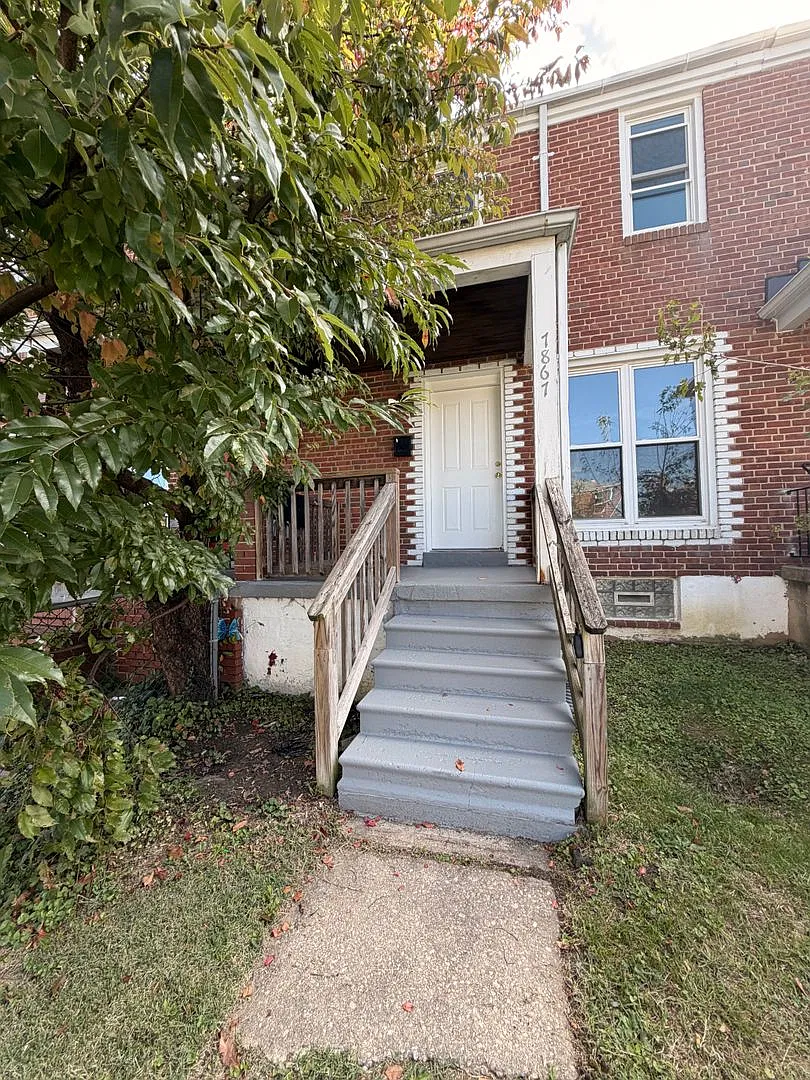 Townhouse In Dundalk For Rent — Photo 2