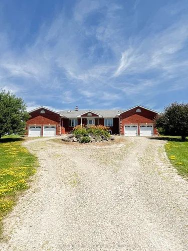 311567 16th Line Photo 1