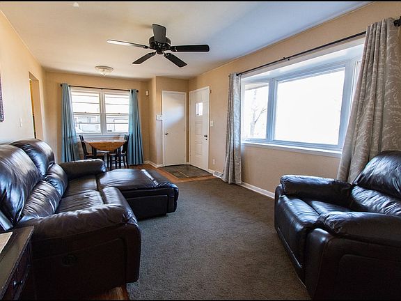 3rd image of 2605 Wesleyan Ave