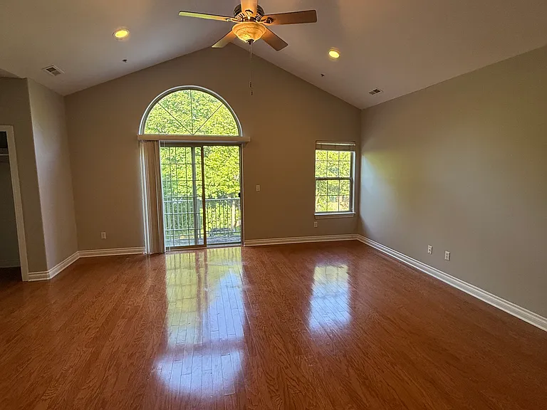 48948 Amanda Ln — Photo 8