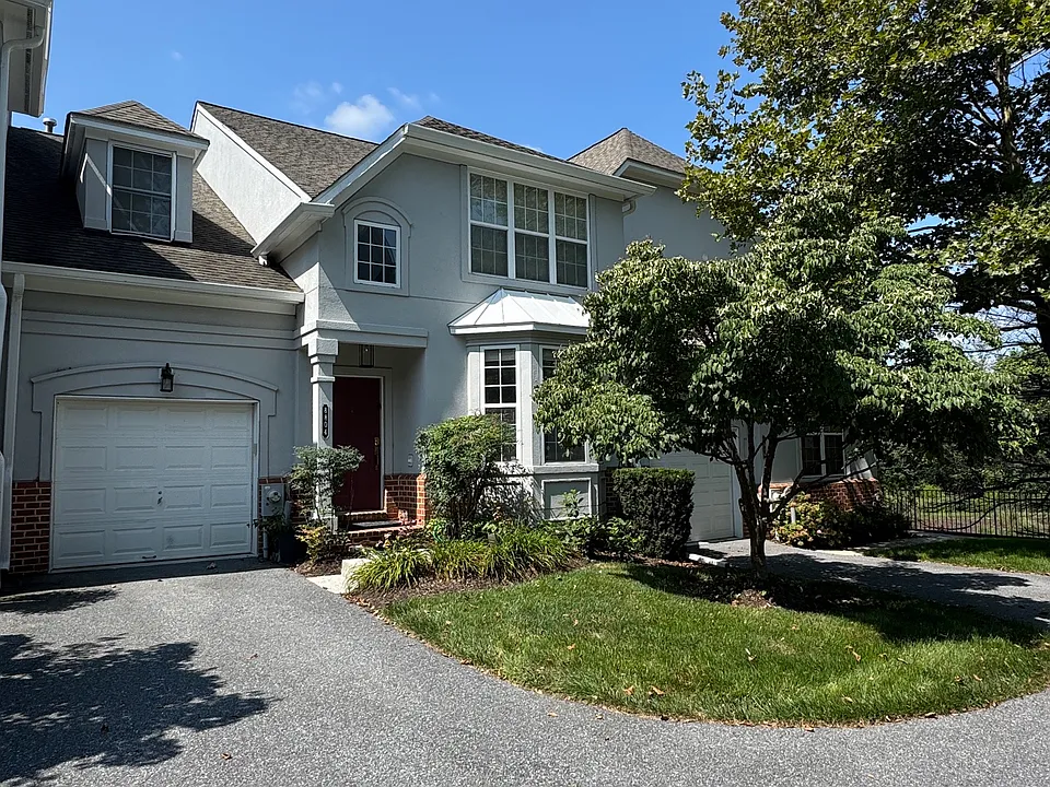 8804 Joshua Ct