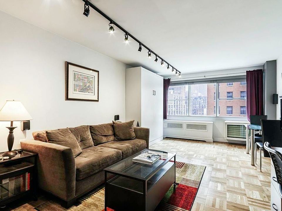 1st image of 430 W 34th St APT 7G