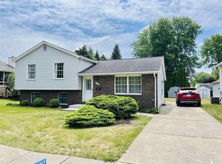 1631 Fredericks Dr, Monroe, MI 48162