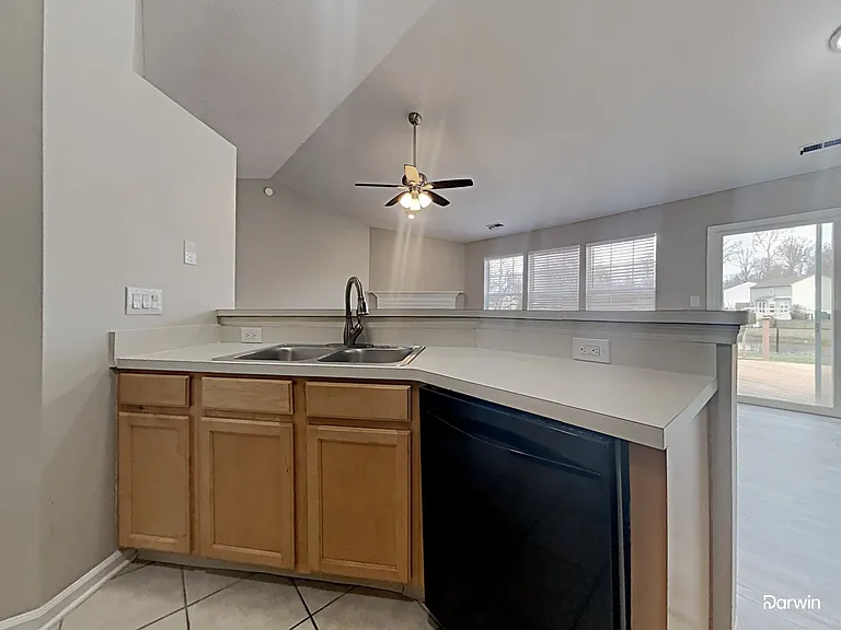 7824 Bent Willow Dr — Photo 4