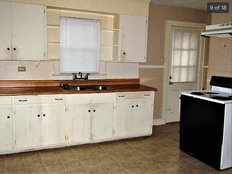 800 Fleming St — Photo 12