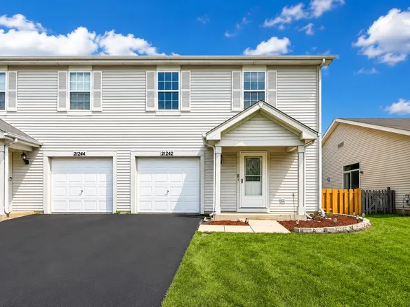 21242 W Edison Ln, Plainfield, IL 60544