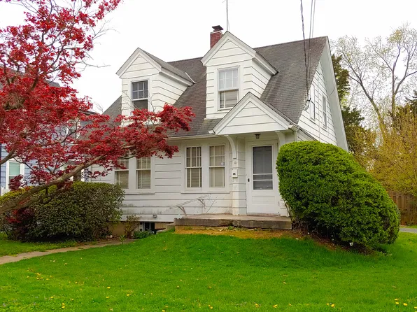 13 Alexander Ave, Freehold, NJ 07728