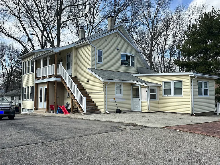 50 Mount Ararat Rd #2 — Photo 2