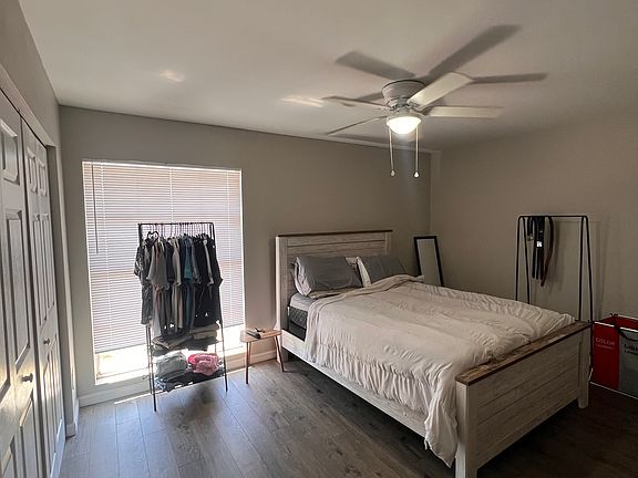 5th image of 1014 Diplomat Pkwy E #1014