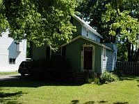 1st image of 1596 Beechwood St