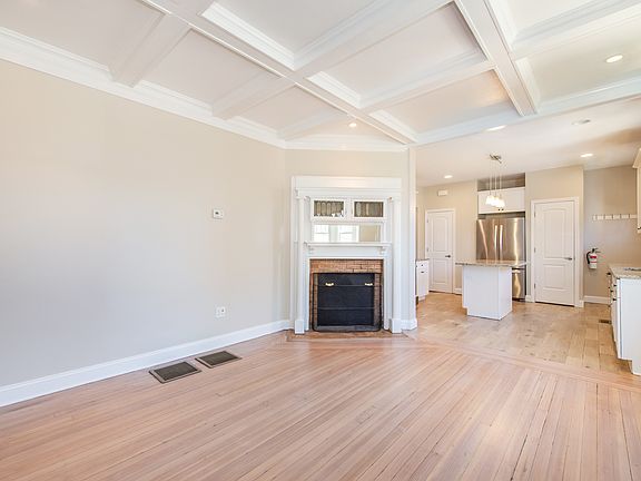 5th image of 302 Springfield Ave