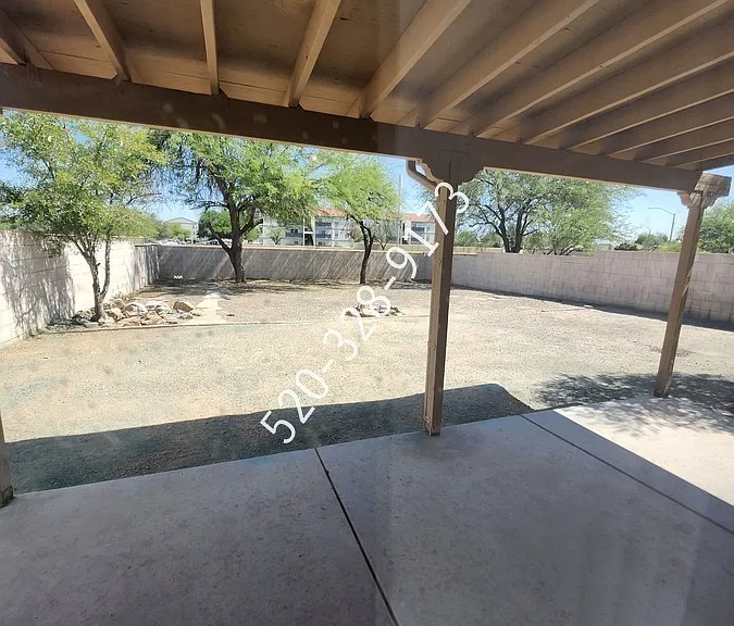 1616 W Wood Crest Ct — Photo 16