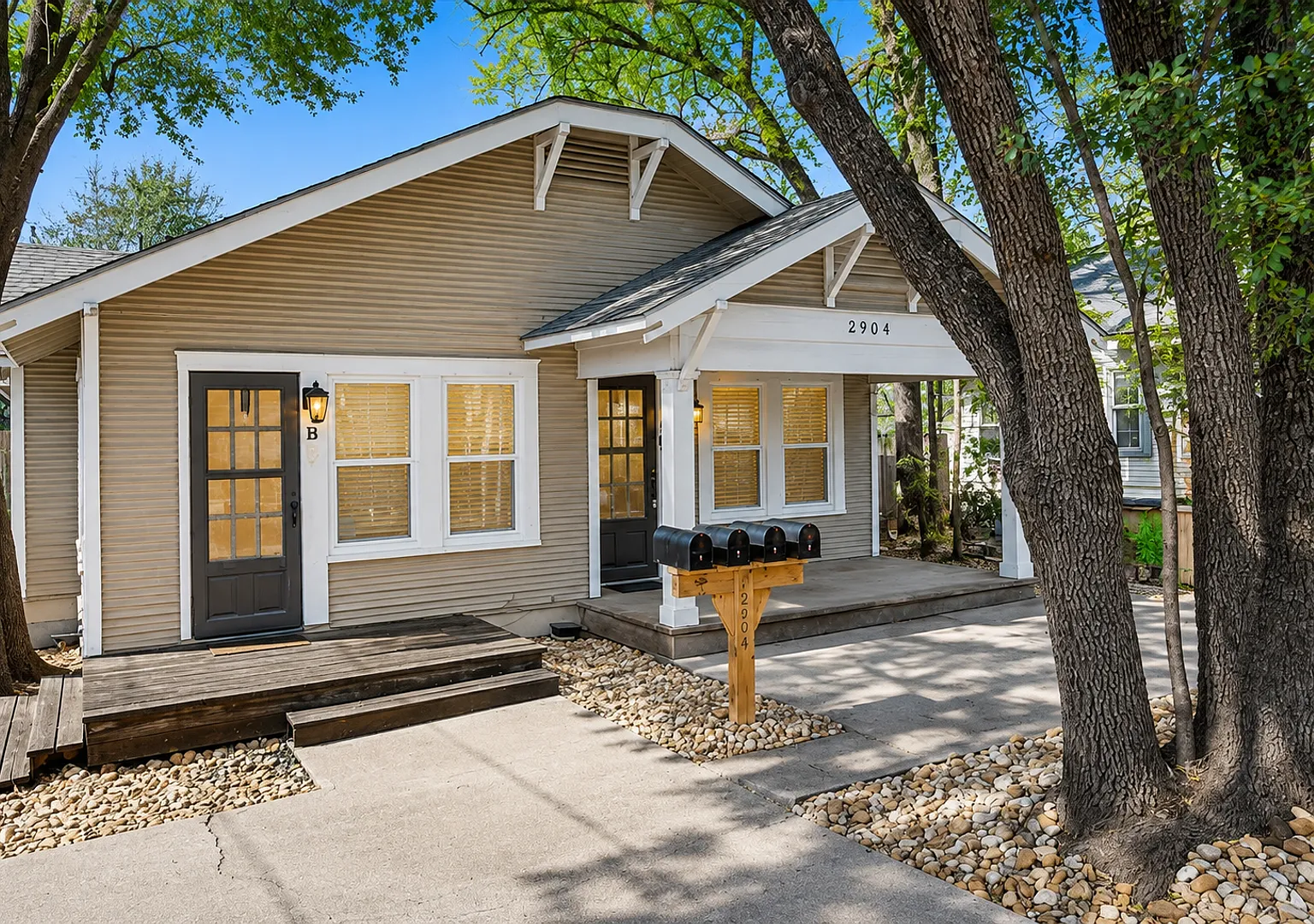 2904 Pearl #A - Very nice 2 bed 1 bath home in West Campus — Photo 4