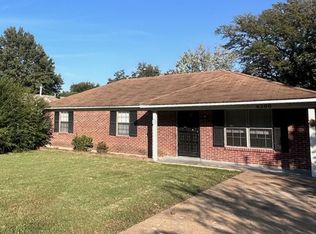 4280 Double Tree Rd, Memphis, TN 38109