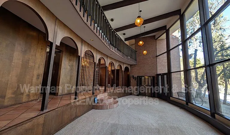 15 Upland Rd — Photo 14