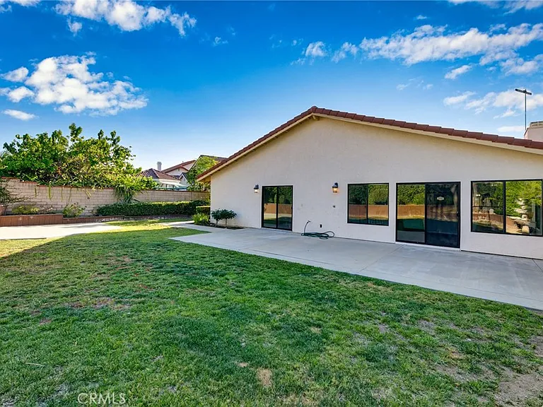 19450 Branding Iron Rd — Photo 33
