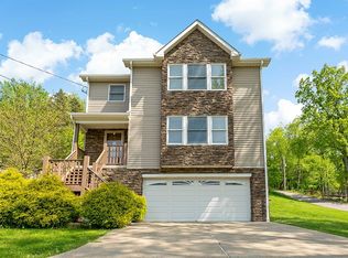 66 Wilson Ave, Cecil, PA 15321