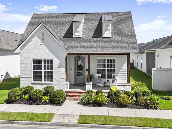 4901 Crestfield Way, Gonzales, LA 70737