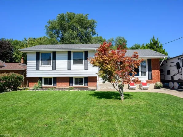 3 Jill Ct, Saint Catharines, ON L2S 1A7