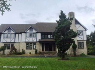 2 Lisa Ct, Millstone Township, NJ 08510