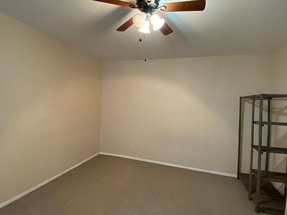 5th image of 102 Bay 35th St #1