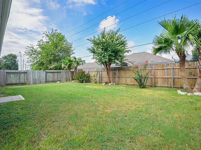 6627 Stonecross Creek Ln — Photo 29