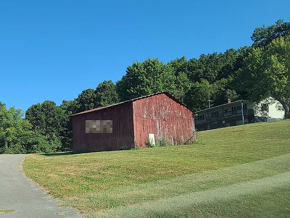 2nd image of 7785 Highway 776
