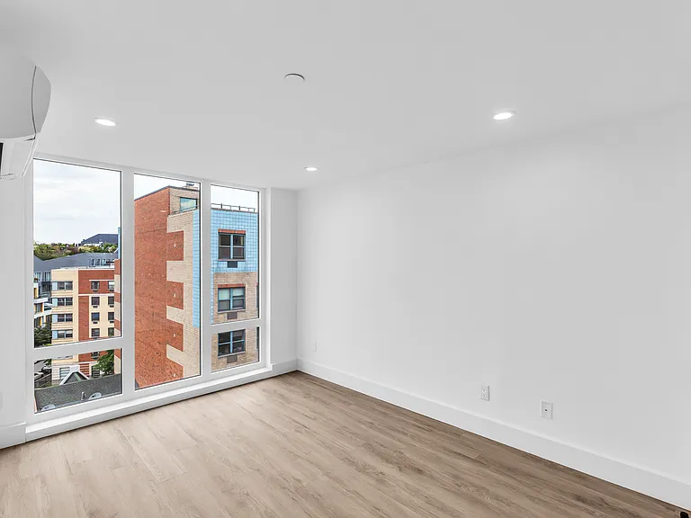 78 Beaver St #4B — Photo 17